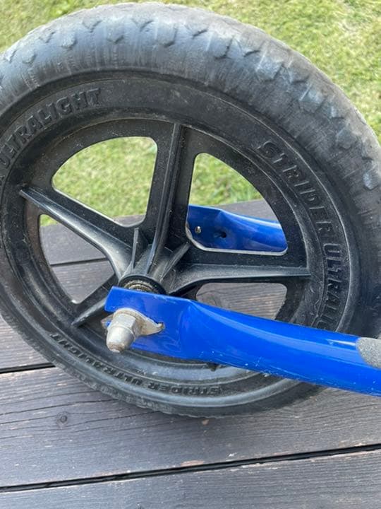 ストライダー   STRIDER ヘルメット付き