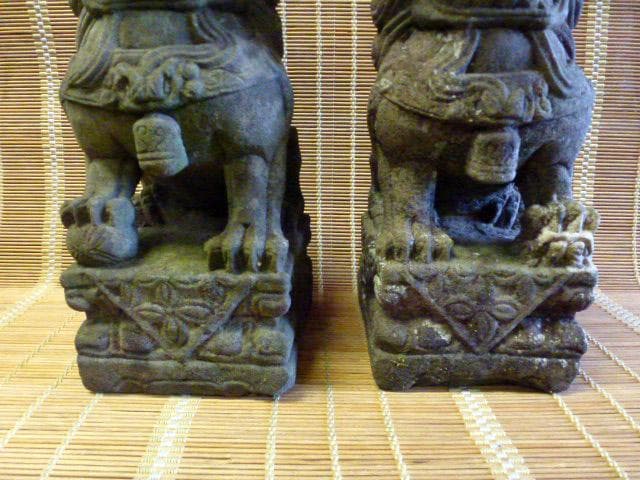 時代　アンティーク　狛犬　一対　石彫　彫刻　縁起物　魔除け　骨董
