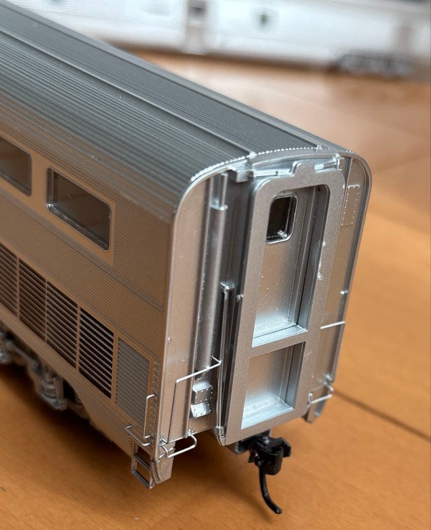 鉄道模型 INTER MOUNTAIN Step Up Hi Level Coach