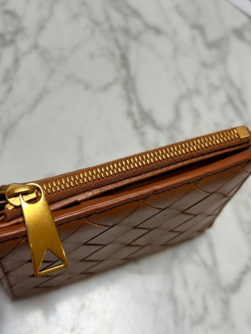 ボッテガベネタ 二つ折り財布