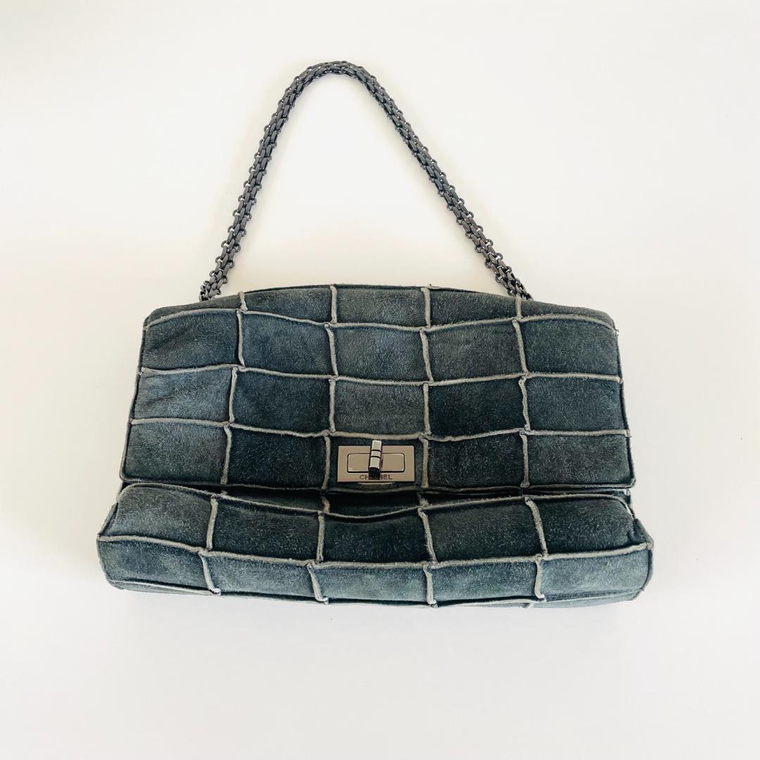 CHANEL シャネル 2.55チョコバームートンチェーンバッグ