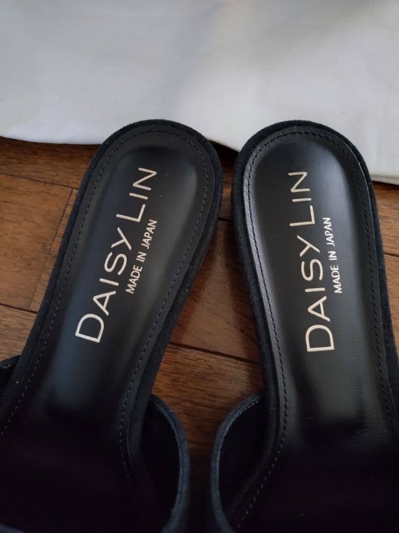 り*も様 お値下げ不可★　DAISY LIN ブラックミュール