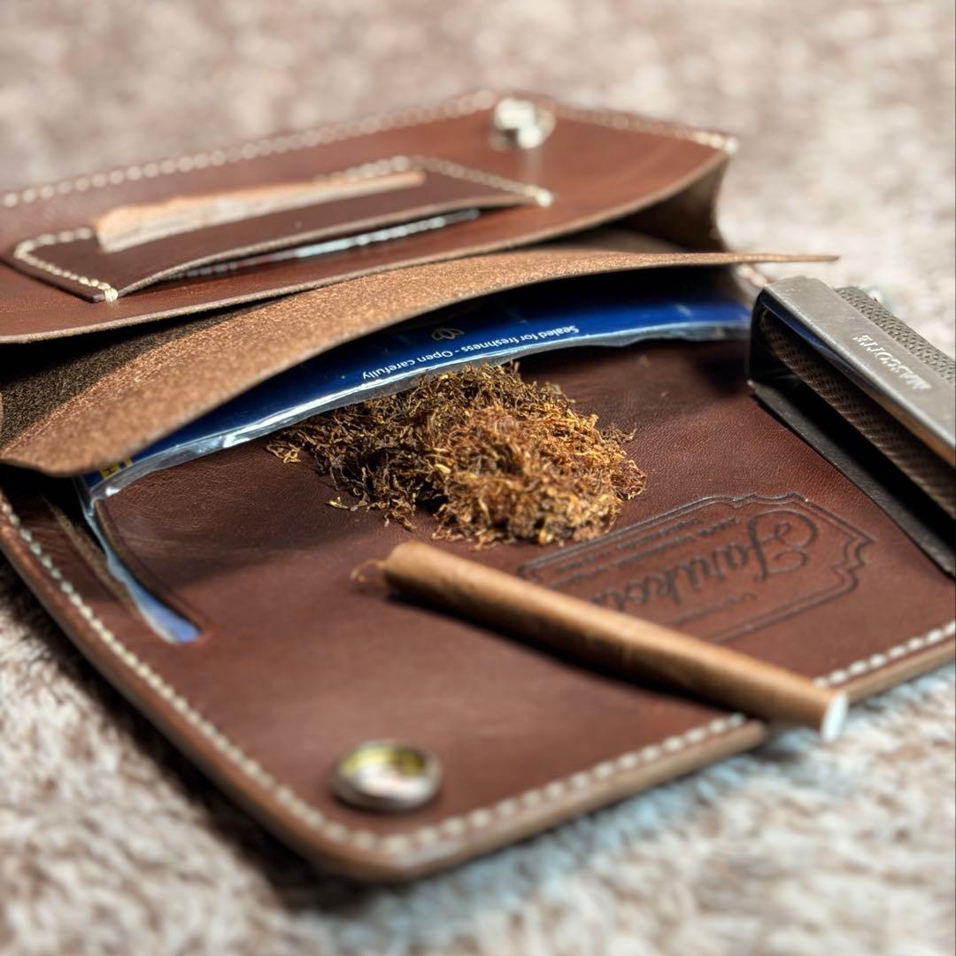 ◎ラスト1点.大人の渋さ漂う.二つ折り.オイルヌメシャグポーチ◎