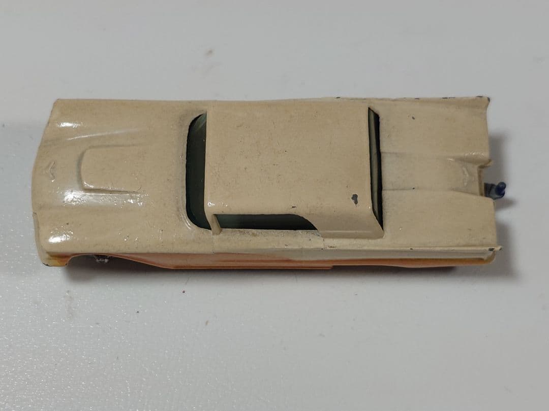 ミニカー MATCHBOX No.75 FORD THUNDERBIRD