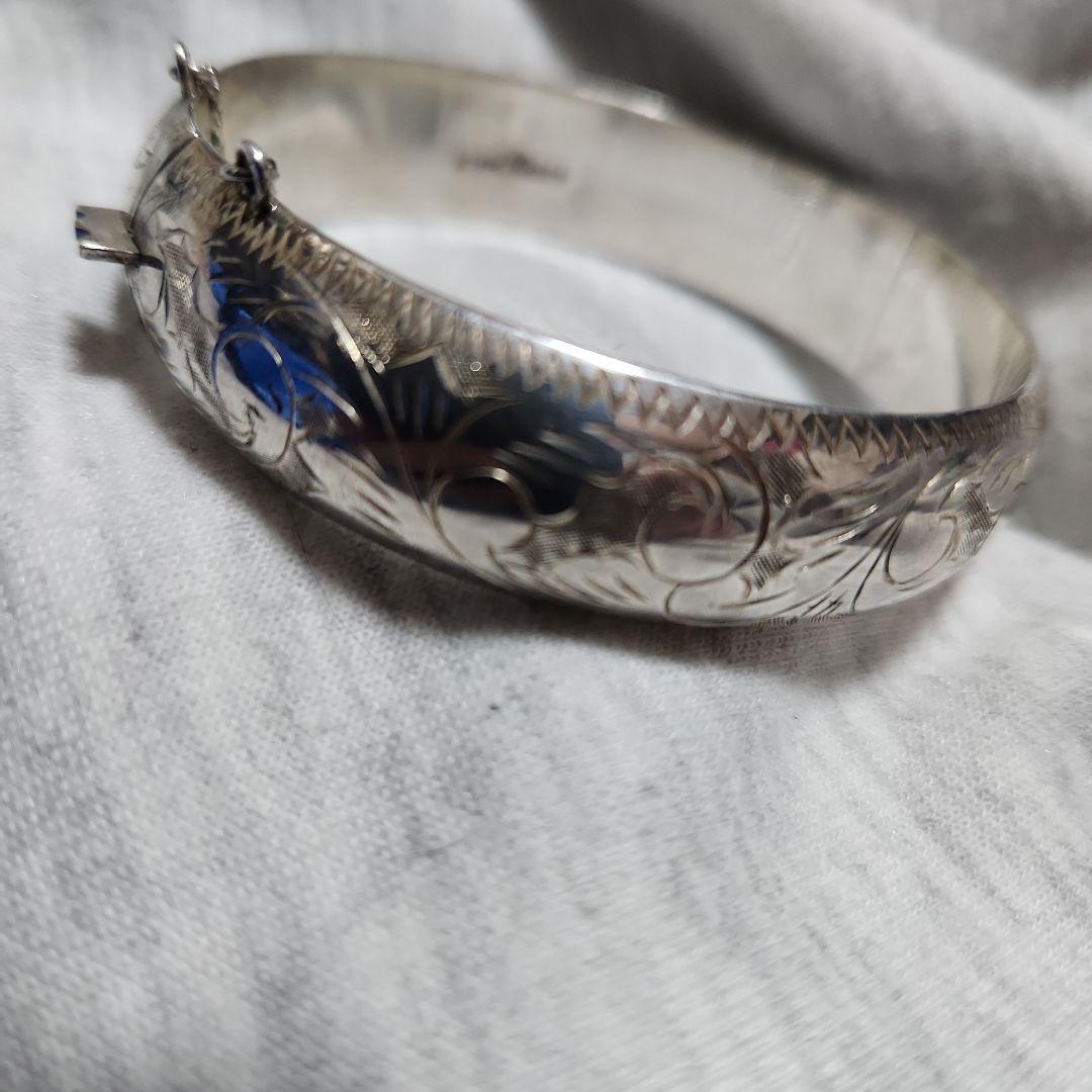 ヴィンテージ アンティーク 彫刻 Silverバングル ブレスレット