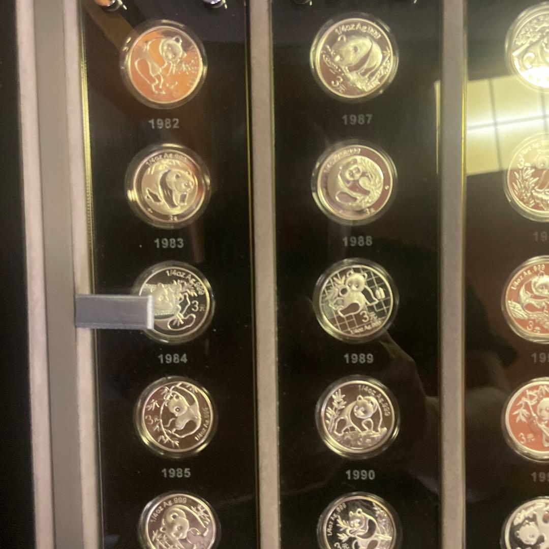 中国25周年記念パンダ銀貨