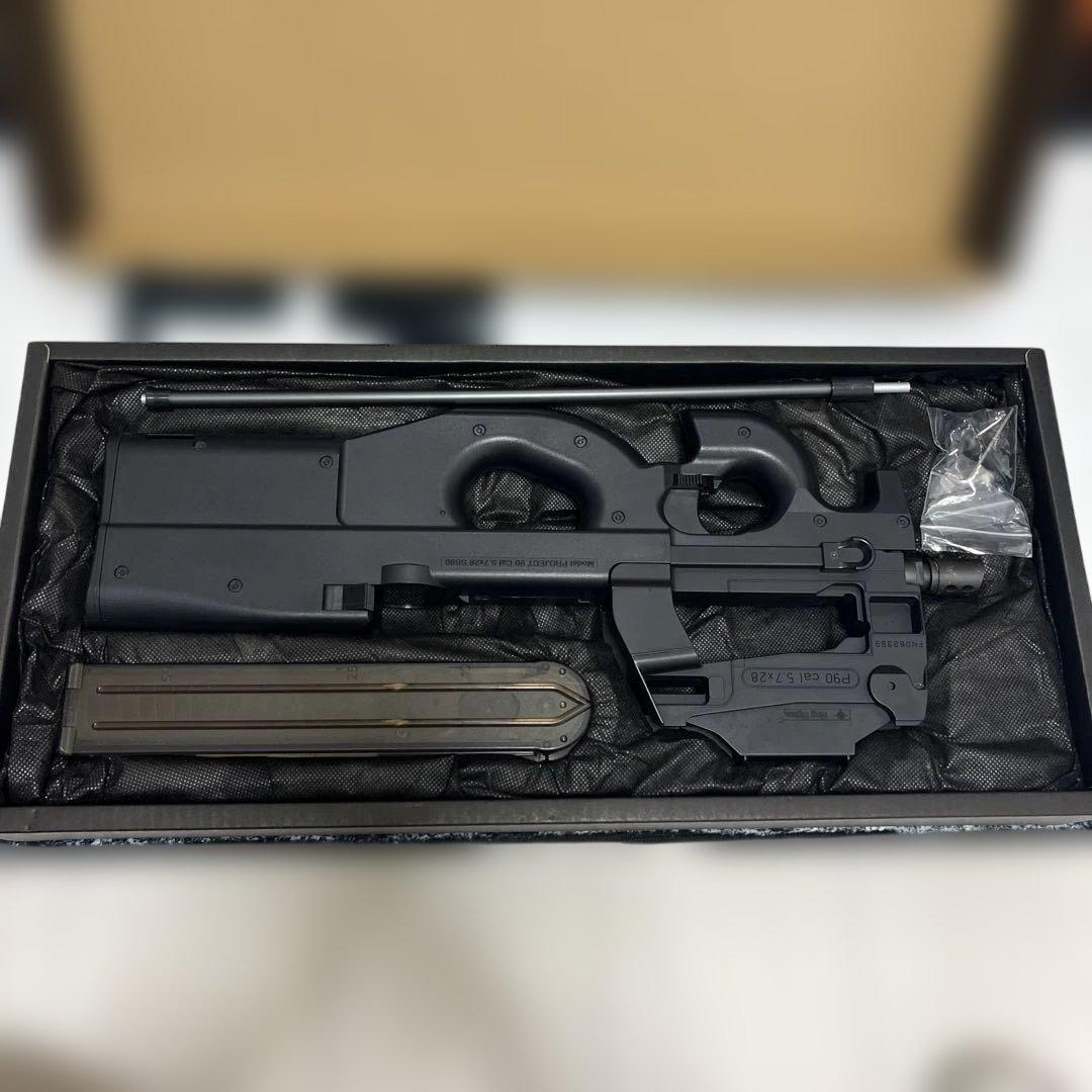 東京マルイ　p90