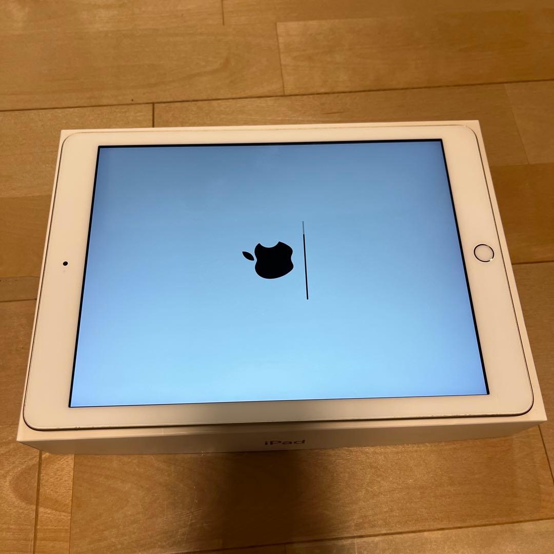 Apple iPad ゴールド 本体　第5世代　128GB