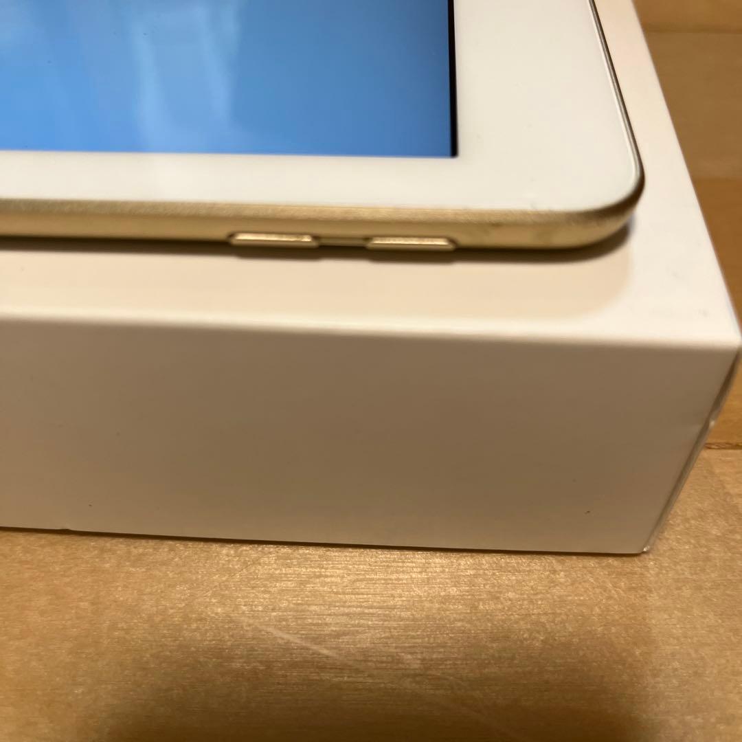 Apple iPad ゴールド 本体　第5世代　128GB