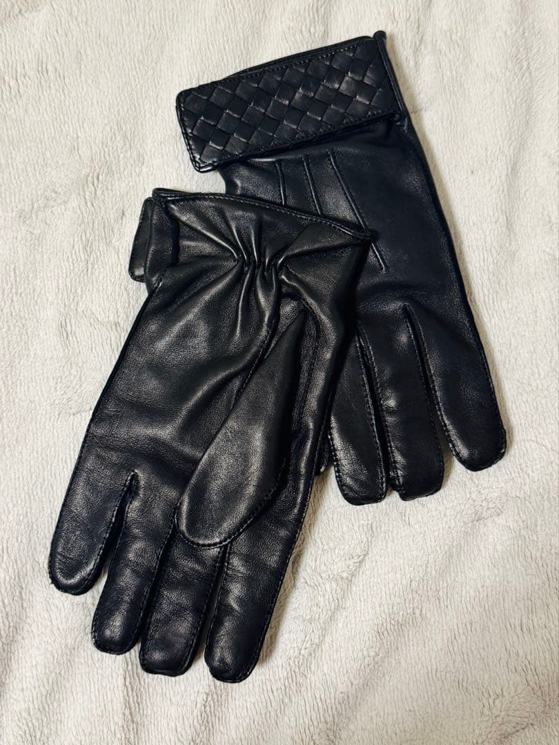 【土日限定セール】Bottega Veneta 黒手袋 編み込みカフ付き
