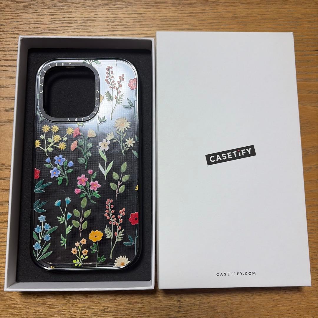 エ*ン様 Apple iPhone 14 Pro 本体　画面上部割れ