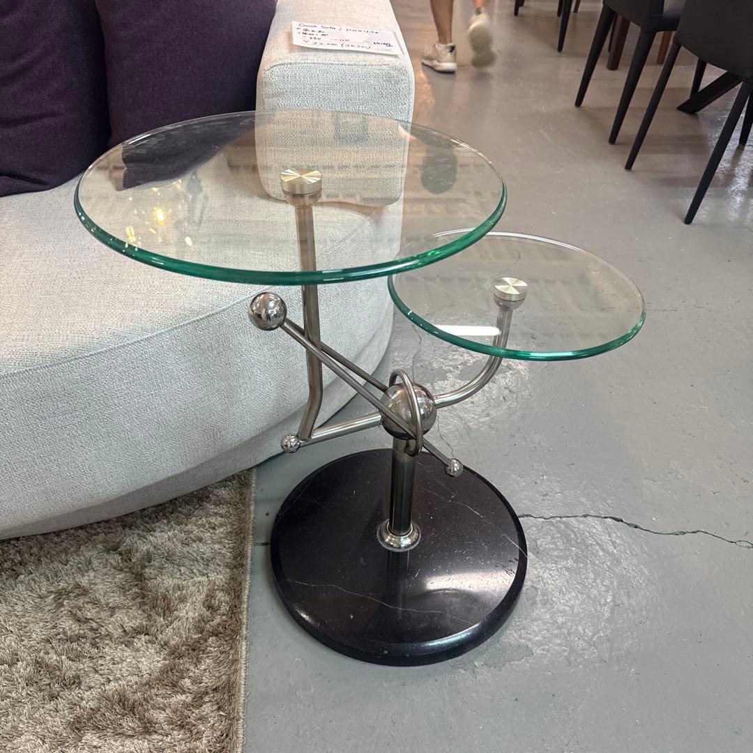 ガラス　コーヒーテーブル