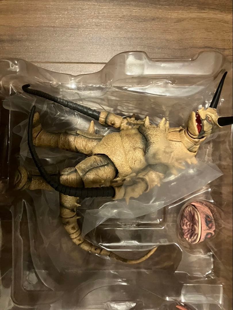 SHフィギュアーツ ツインテール　グドン　セット　ウルトラマン