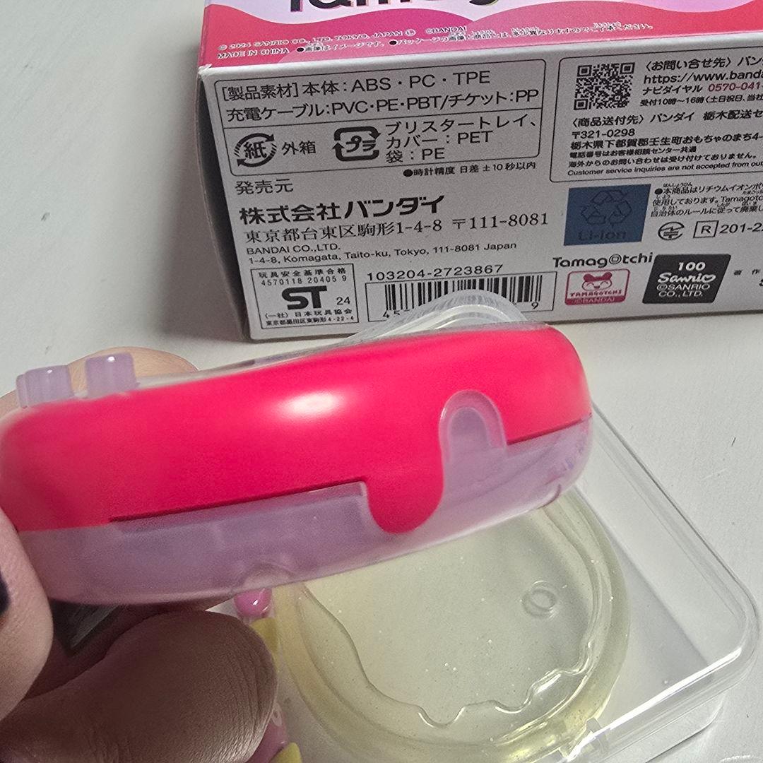 Tamagotchi Uni サンリオ 【動作確認済み