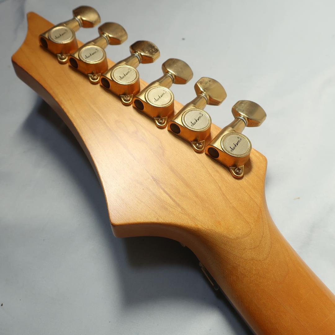 CHARVEL CDS-075-SSH エレキギター ケース付 シリーズ上位機種