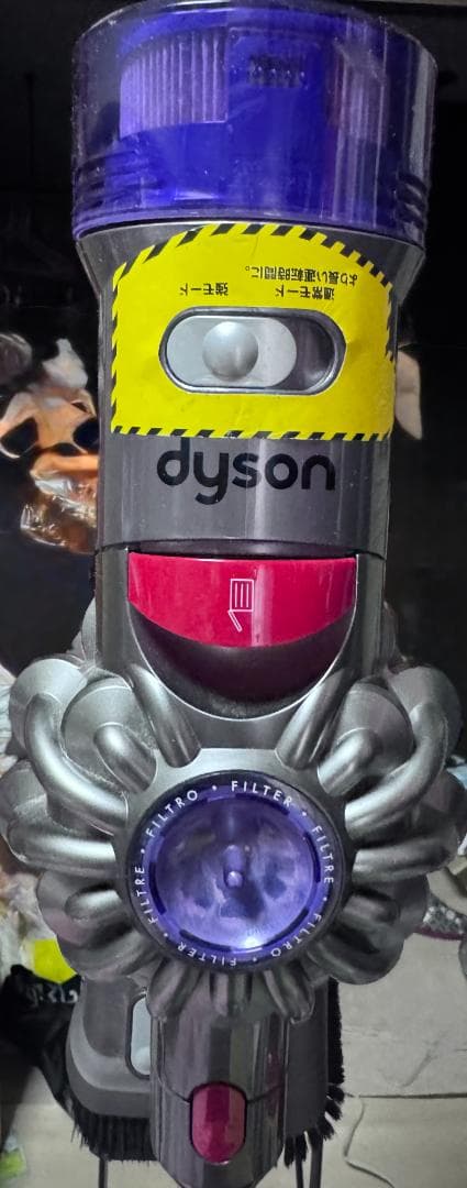 【ジャンク】dyson v8 slim fluffy+ スティッククリーナー本体