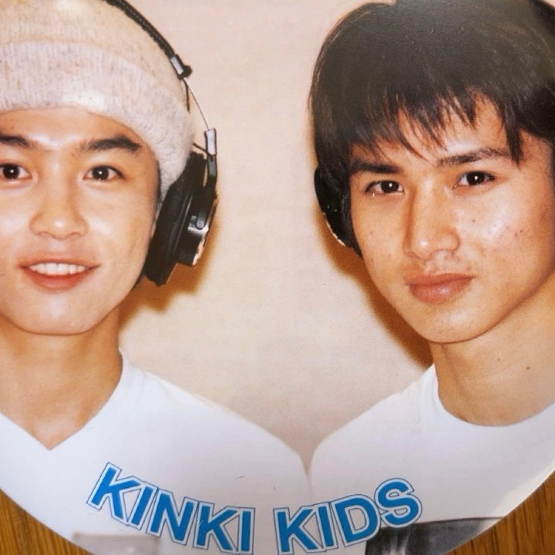 ⭐️貴重品　KinKi Kids 缶バッチ　シール