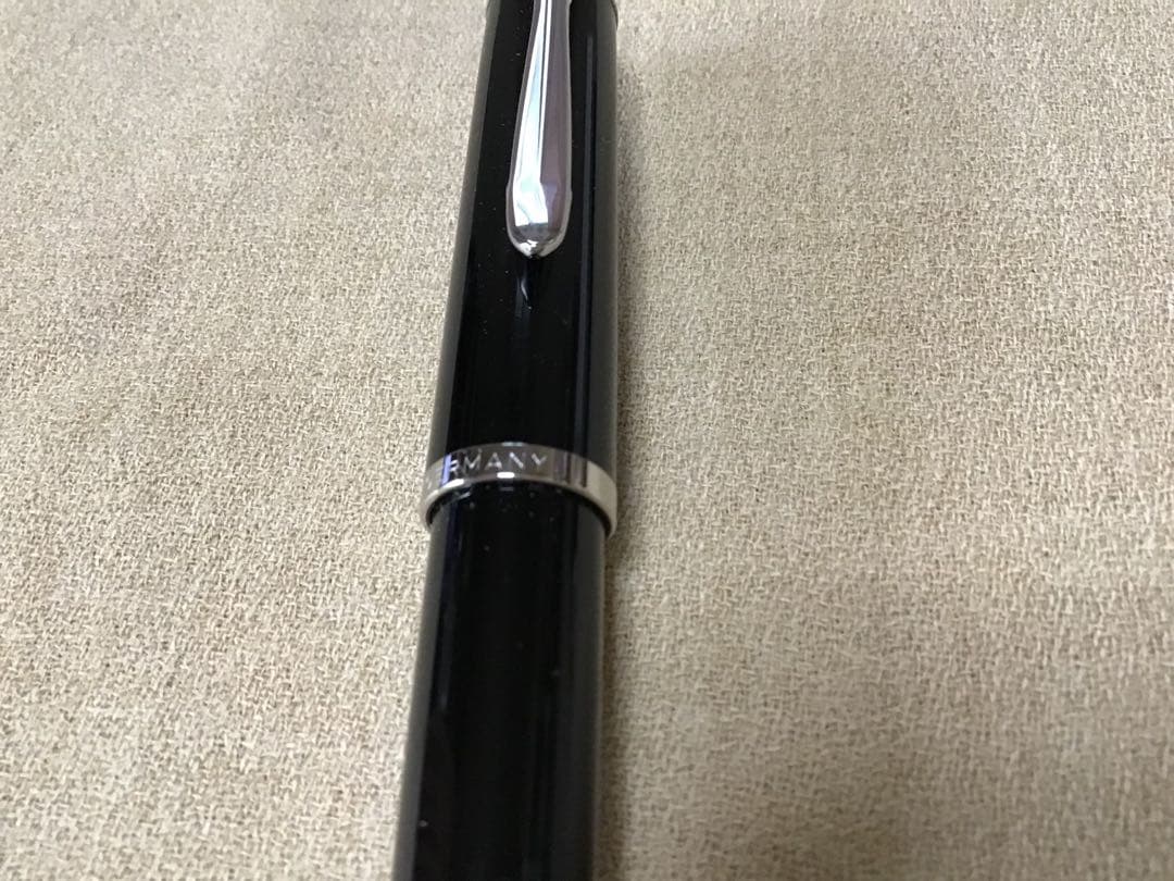 超美品ペリカン万年筆P205BK＋本革ケース新品コンバーター＋カートリッジインク