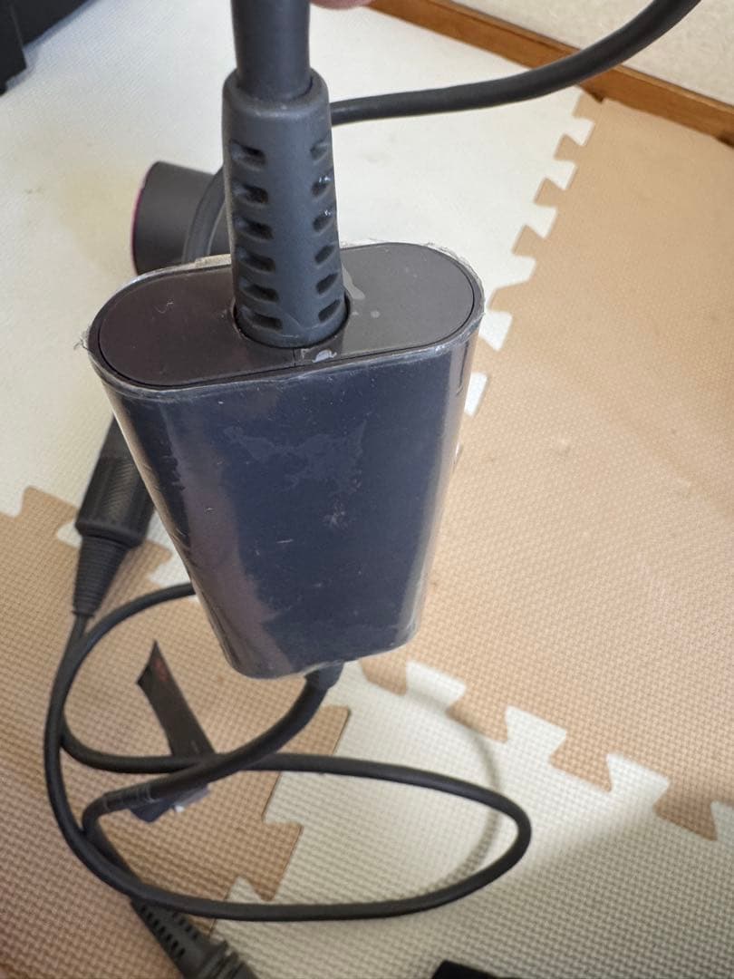 Dyson Supersonic HD03ヘアドライヤー グレー/ピンク