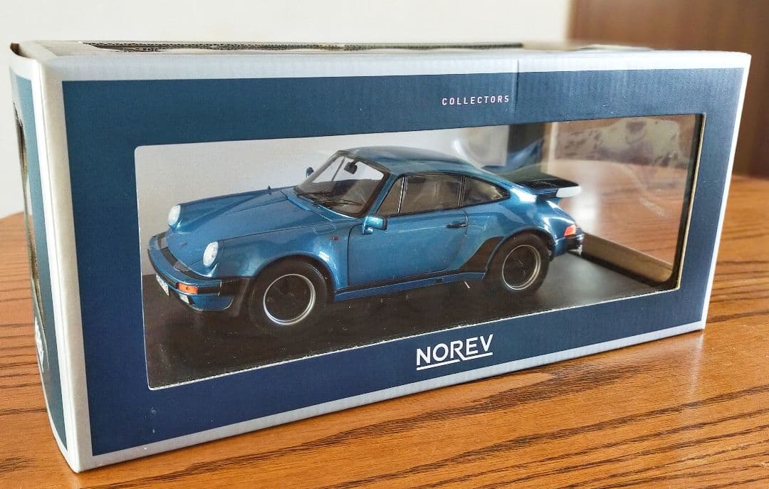 ミニカー NOREV '77 PORSCHE 911 TURBO 3.3