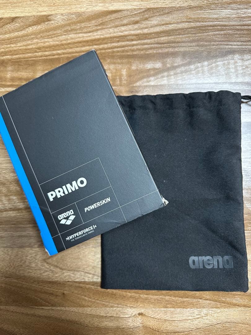 arena カーボンプリモ　日本未発売高速水着　美品