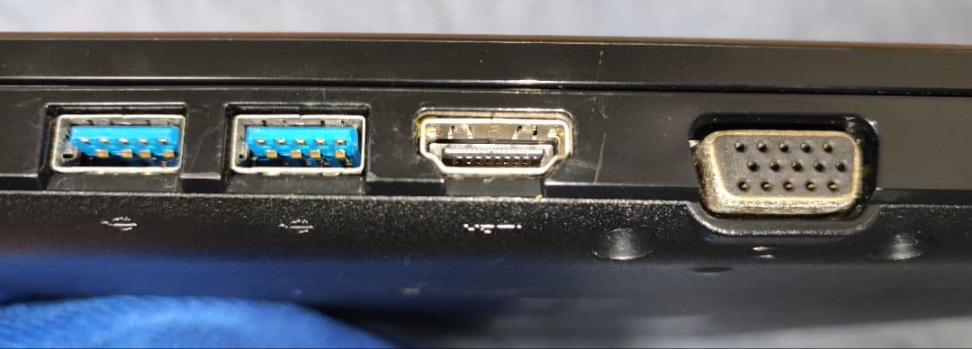 TOSHIBA dynabook黒 (windows11対応)