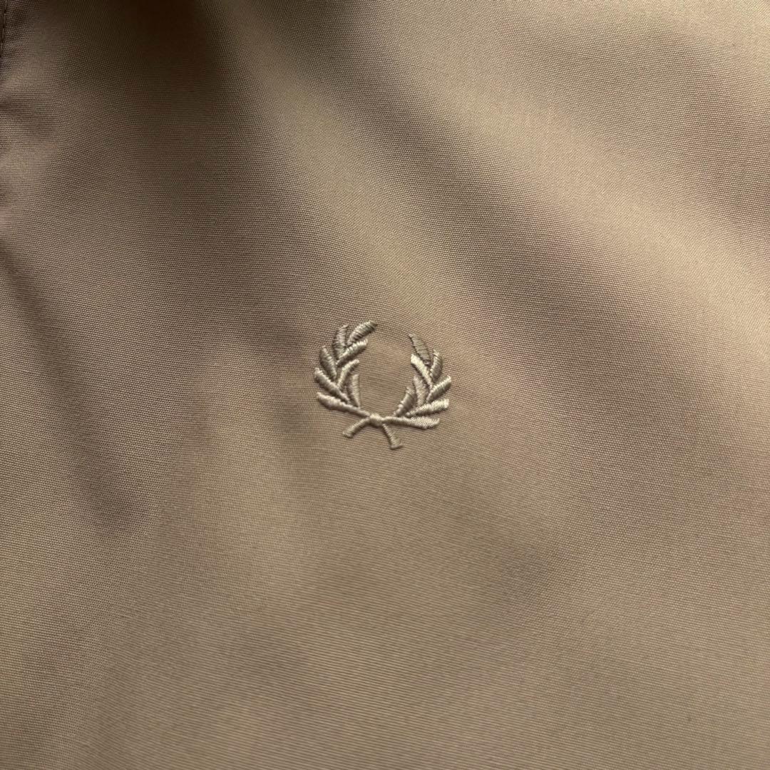 イングランド製　フレッドペリー スウィングトップ　サイズ42　刺繍ロゴ　ベージュ