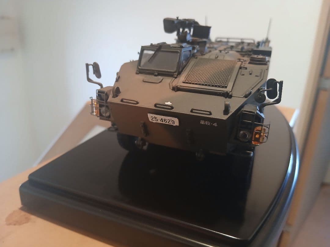 タミヤプラモデル1/35 装甲車 フィギュア　 完成品美品