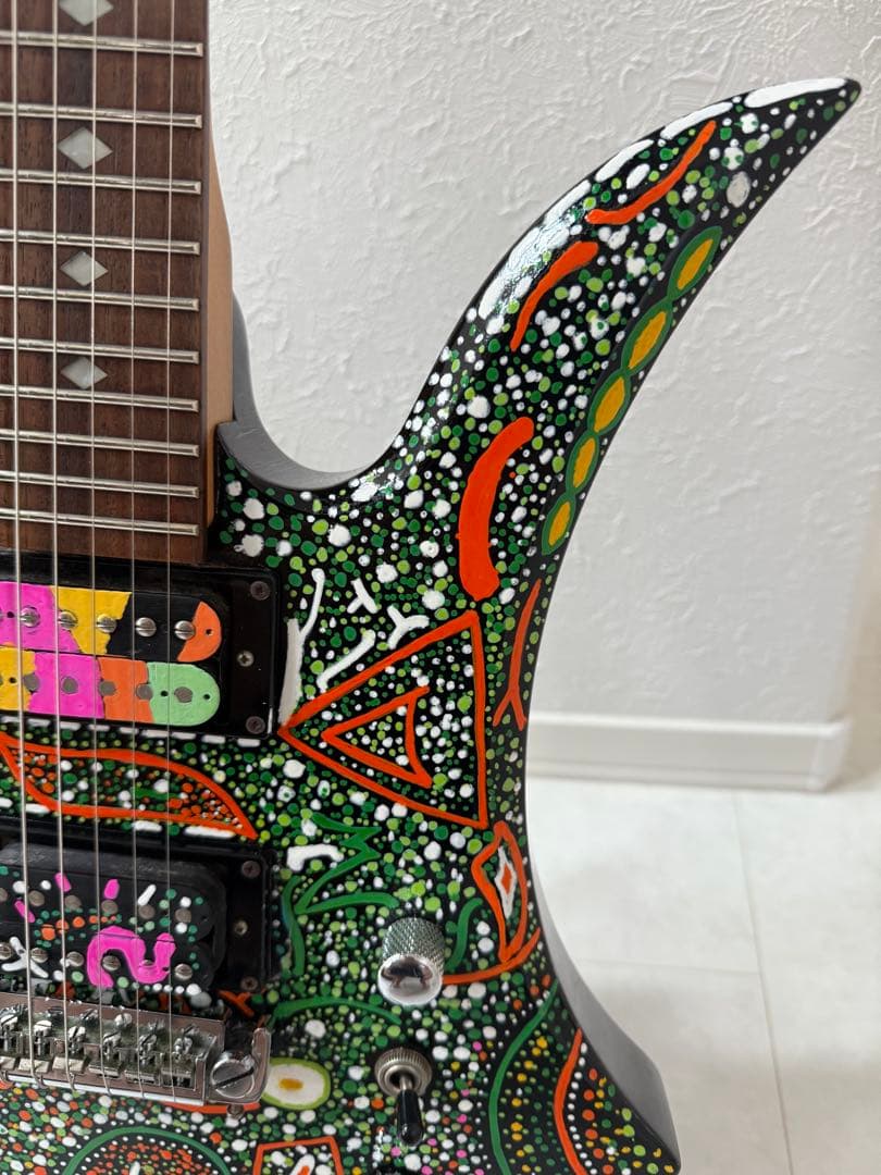 hide アメーバペイズリー　B.C.RICH モッキンバードベース