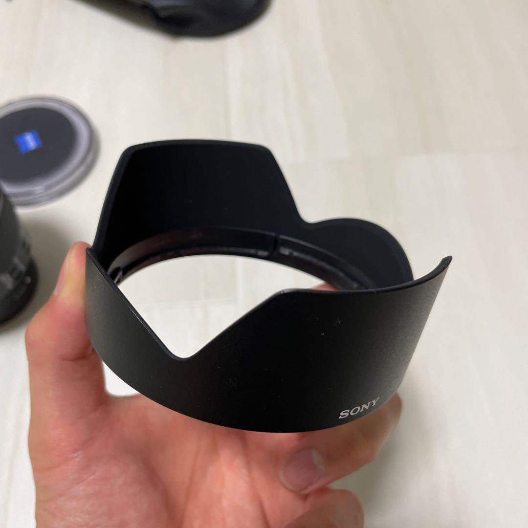 Sony FE 24-105mm F4 G OSS ZEISSプロテクター付き