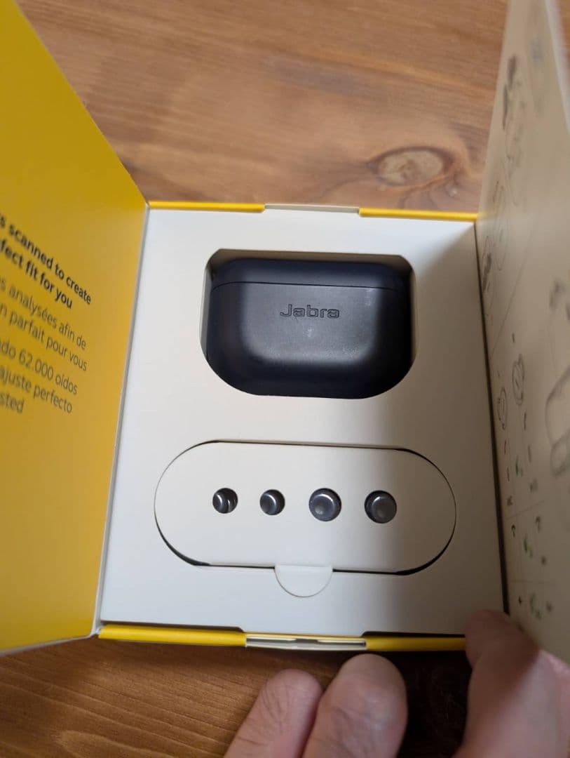 美品 Jabra Elite 8 Active ワイヤレスイヤホン 付属品未使用