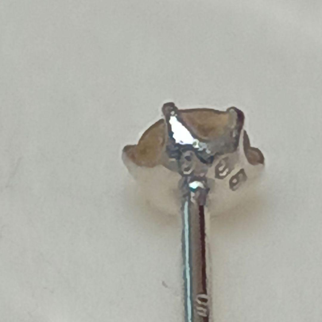 プラチナ　ダイヤモンドピアス