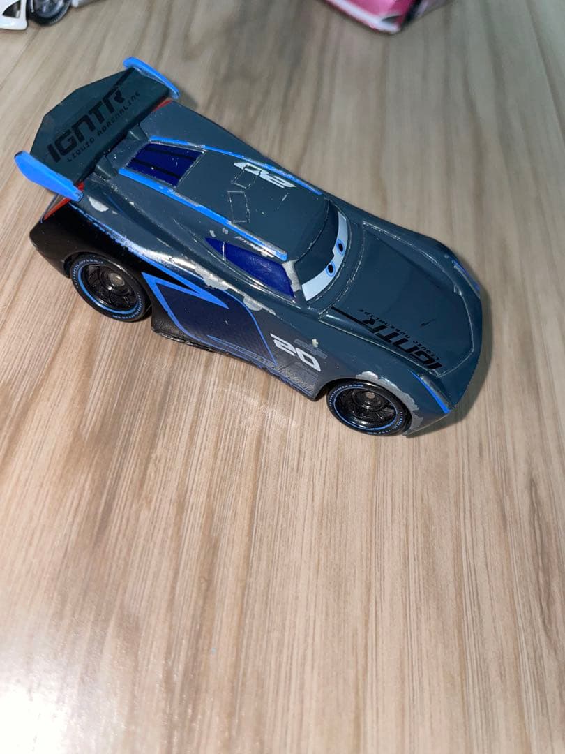 トミカ　カーズ　ミニカー　44台＋トレーラー2台　まとめ売り