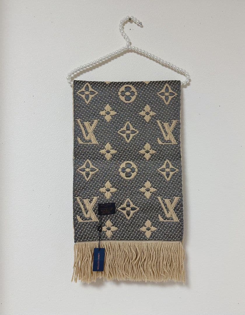 マフラーベージュモノグラムロゴLVノベルティ