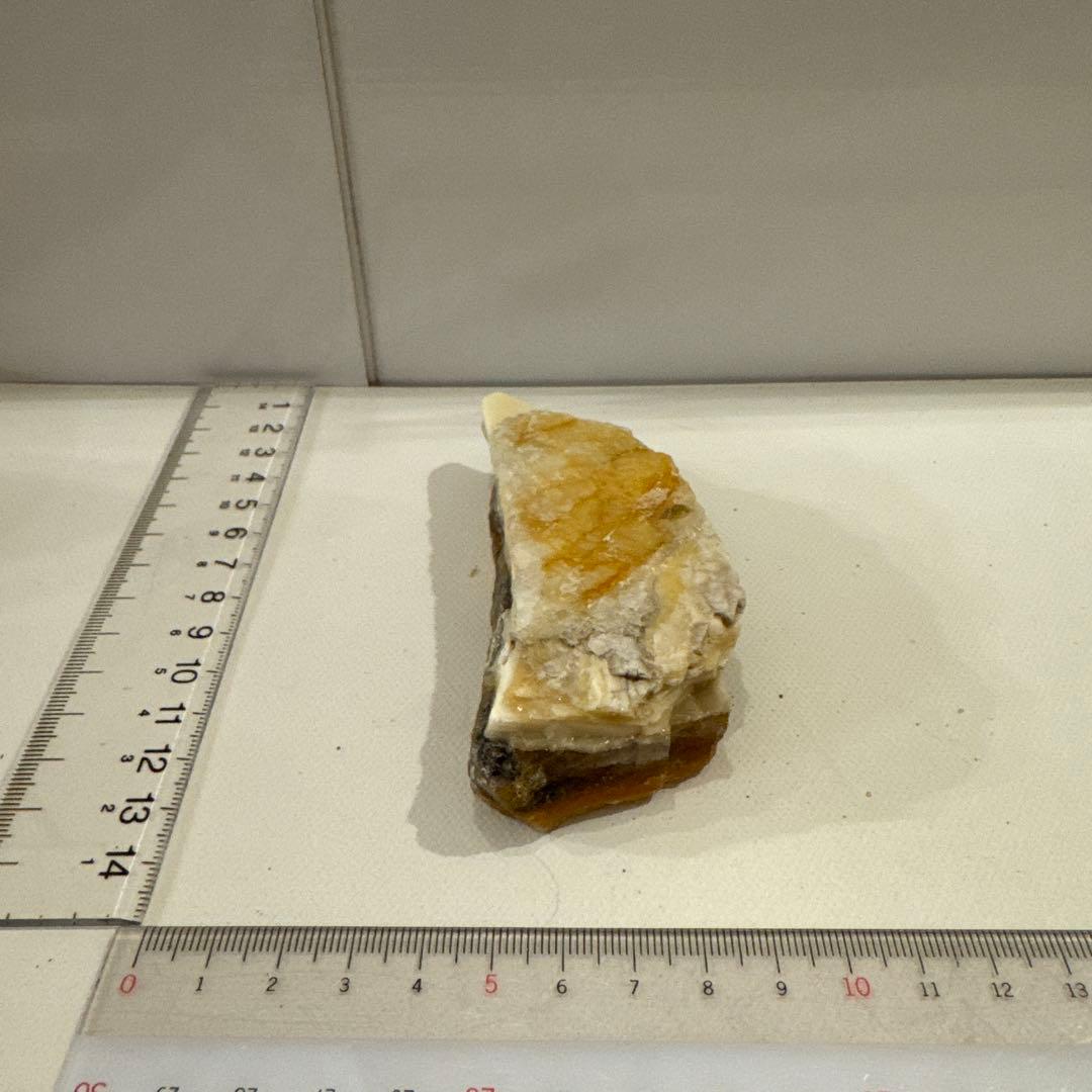 北海道石　然別オパール　蛍光オパール133g