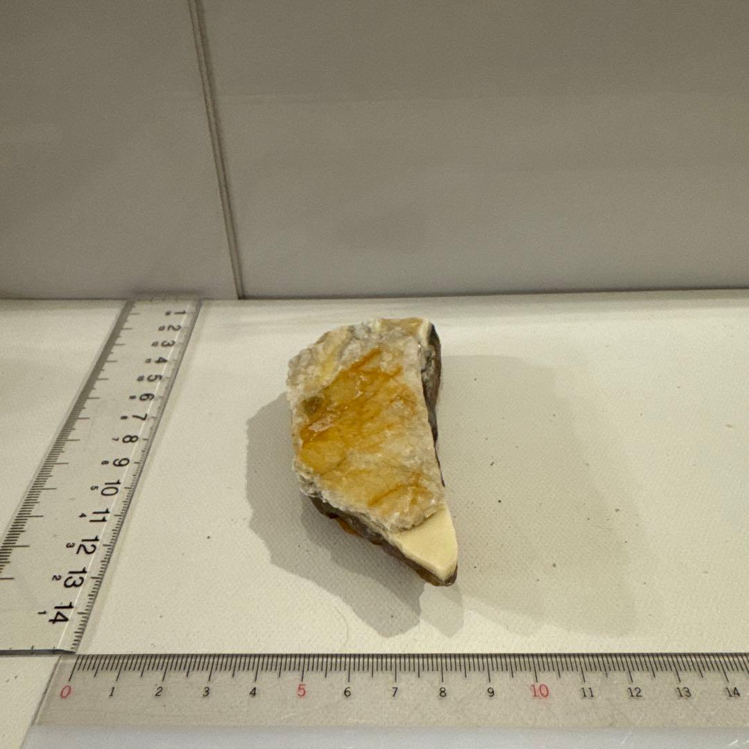 北海道石　然別オパール　蛍光オパール133g