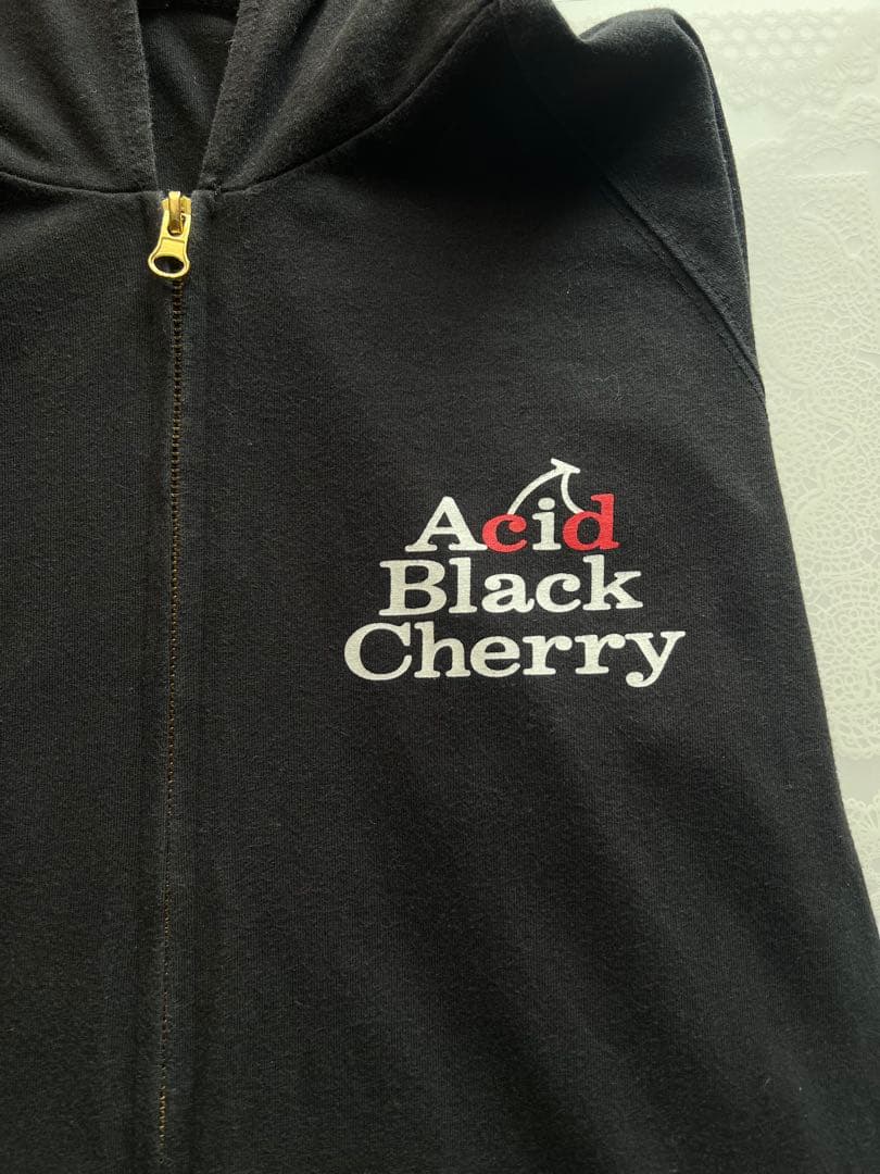 Acid Black Cherry パーカー
