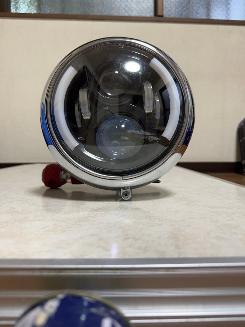 7インチヘッドライト一式とサービス品　バイク用