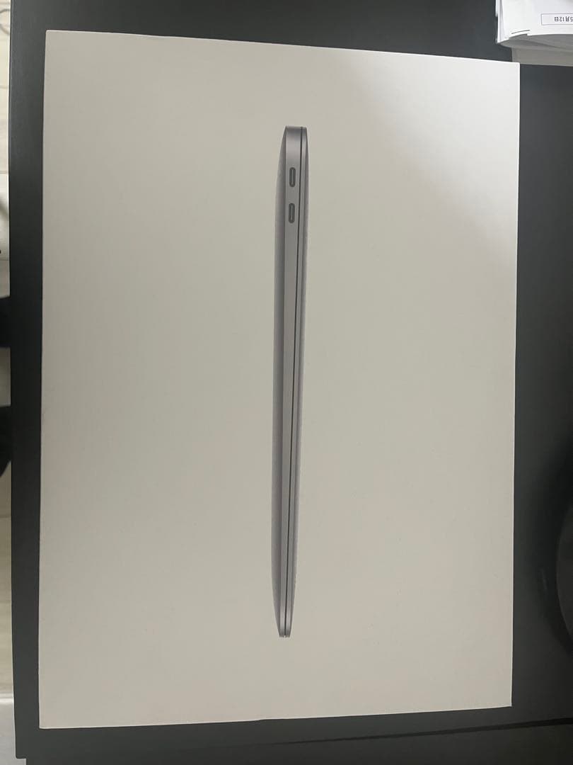 Apple MacBook Air スペースグレイ　M1チップ