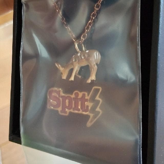 【限定品】Spitz+ila チョーカー&ピンバッジ nano・universe