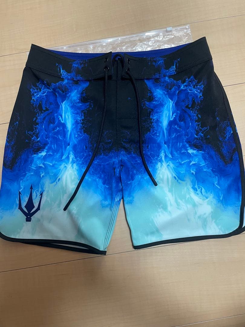 【新品未使用】FIEDサーフパンツ/フィジーク/ステージショーツ 28サイズ