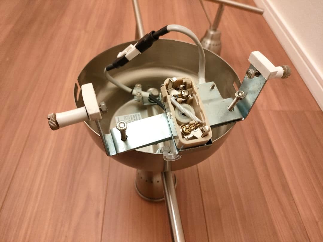 【半額以下】IKEAバロメーテルシーリングスポットライト5個（電球とリモコン付）