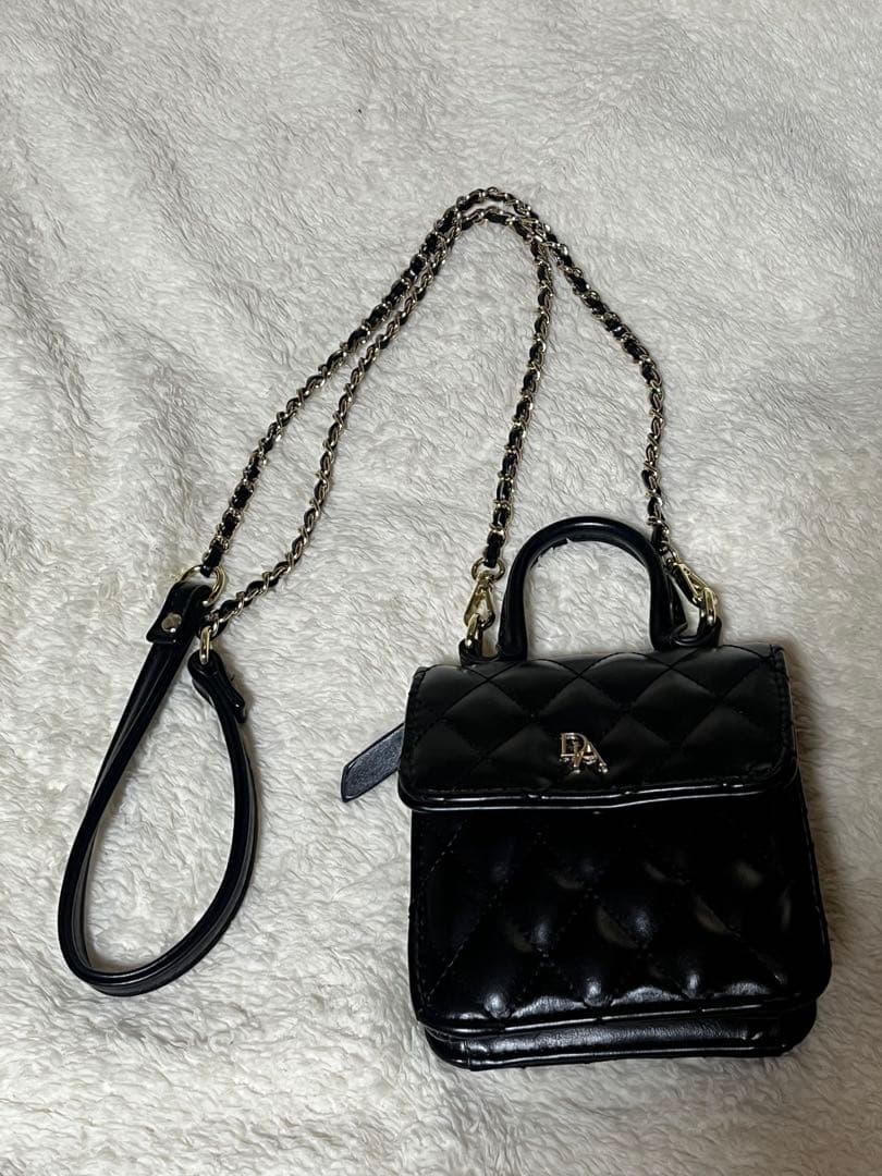 【そら】DIANTE レザーロゴミニバッグ