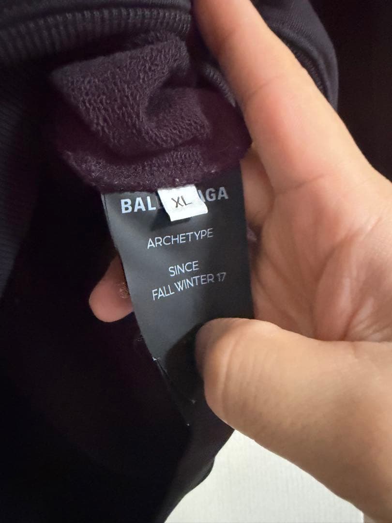 BALENCIAGA バレンシアガ　ブラック フード付きパーカー