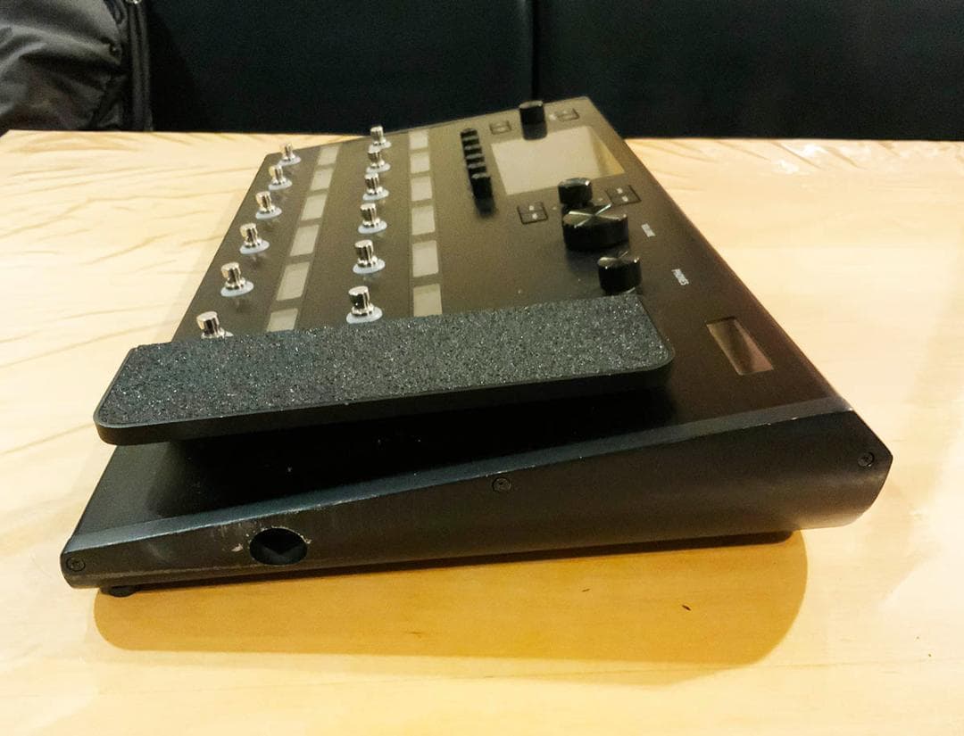 【訳あり特価】LINE6 HELIX FLOOR