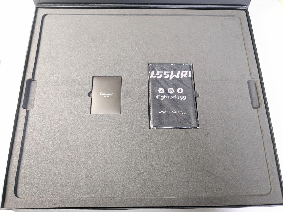 マウス・トラックボール GLSSWRKS Hana Premium Glass Mousepad