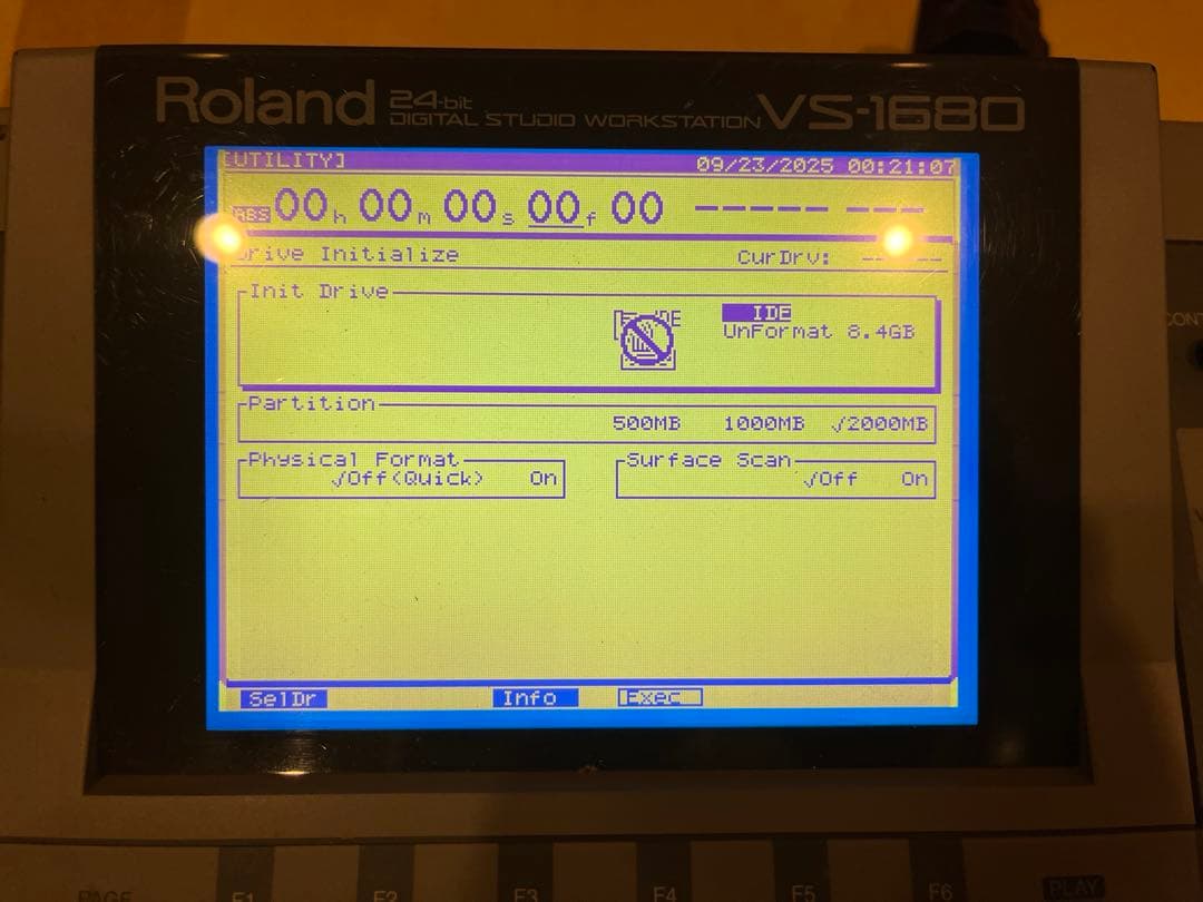 Roland VS-1680 VS8F-2×2 10G CD-RW付