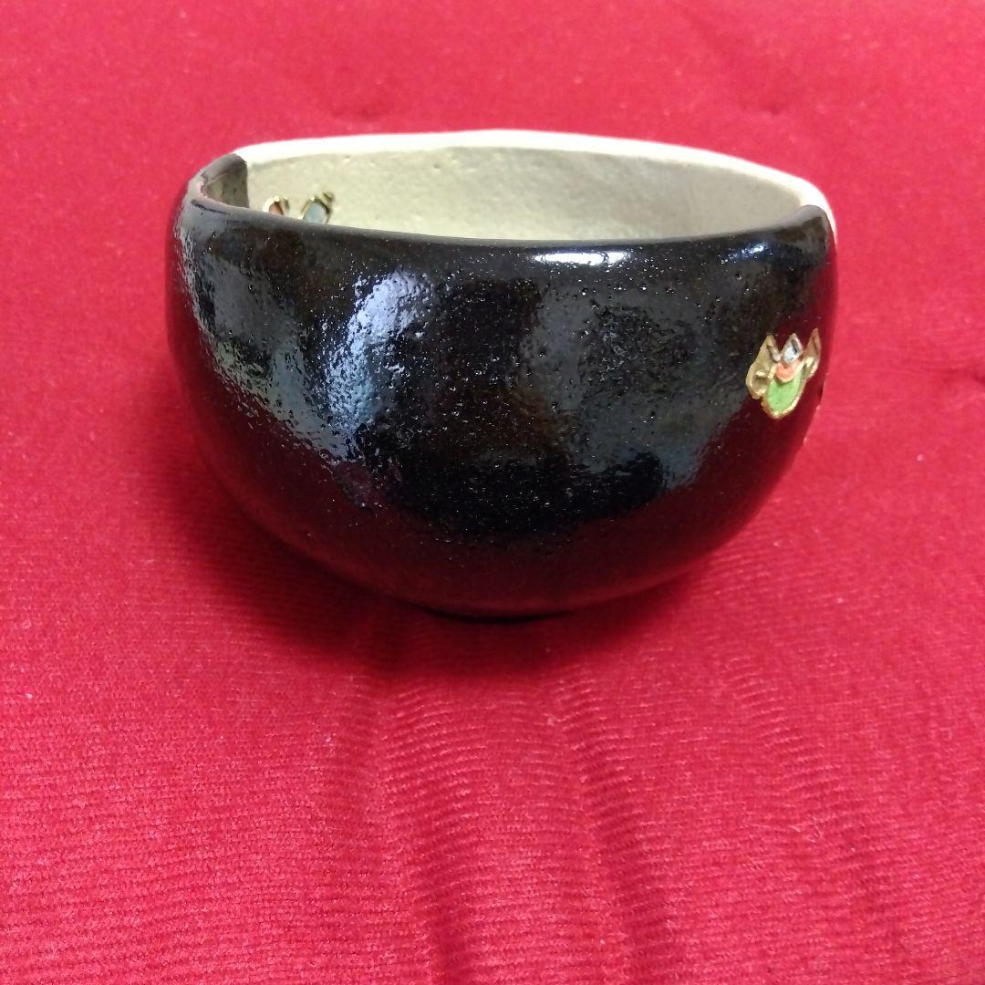 ツートンカラーの茶碗 陶器製