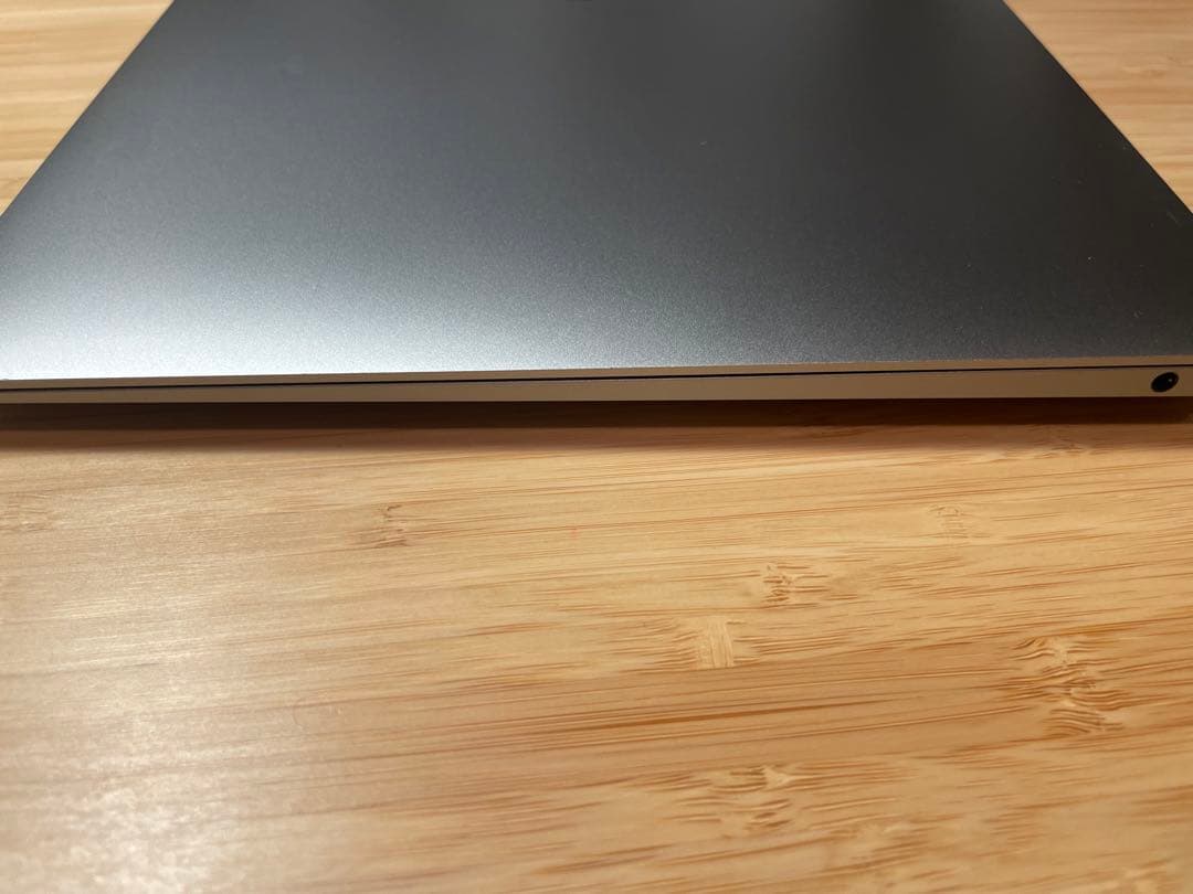 MacBook本体 Apple MacBook Air 2020 i5