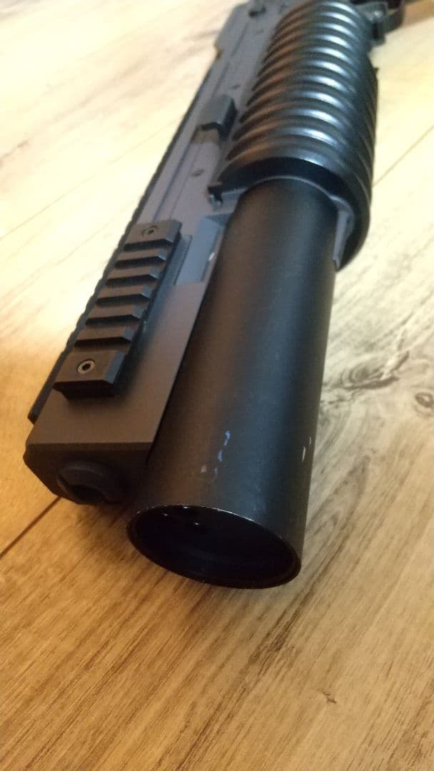 東京マルイ m203 エアガン カスタム品 PP19 ビゾン